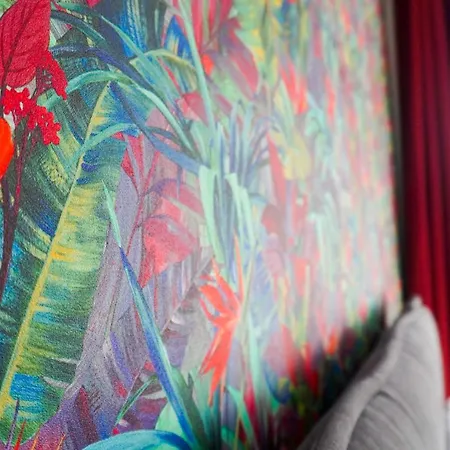 The Platform Nocleg ze śniadaniem 4*