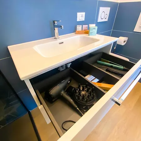 Nocleg ze śniadaniem The Platform